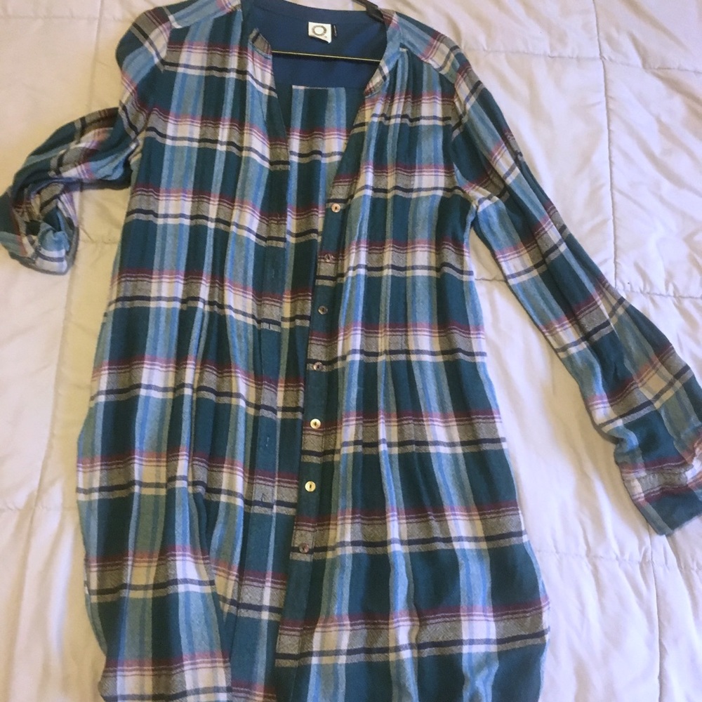 Anthropologie comfy long flannel